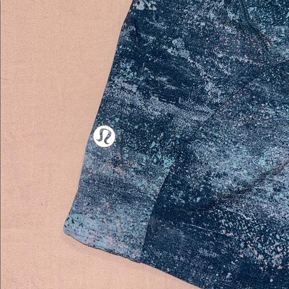 Lululemon speed up shorts 4” *NEVER WORN - Picture 3 of 3